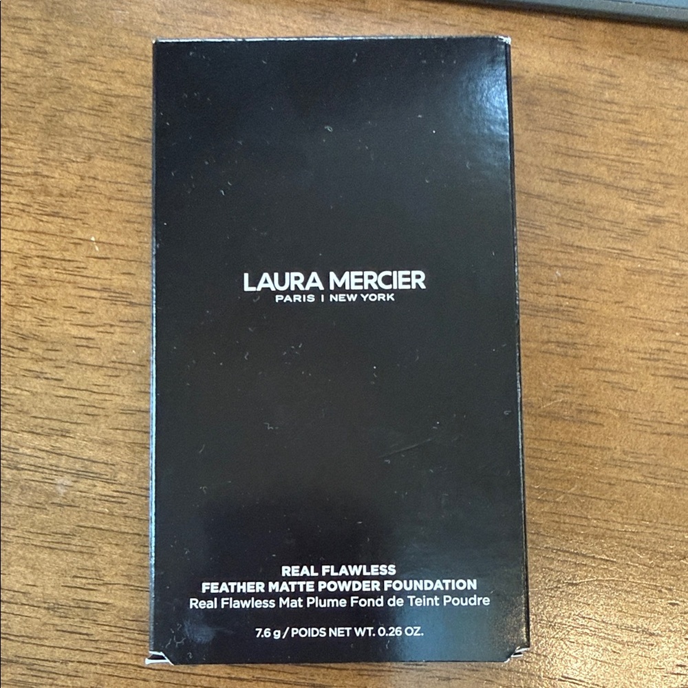 Brand New! Laura Mercier Real Flawless Foundation 1N Marzipan